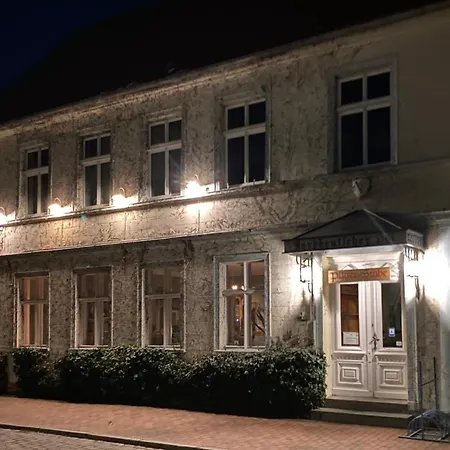 Norddeutscher Hof - Kutscherstation Usedom Town