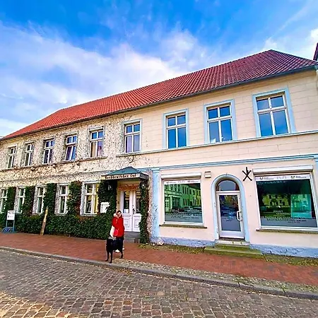 Norddeutscher Hof - Kutscherstation Usedom Town